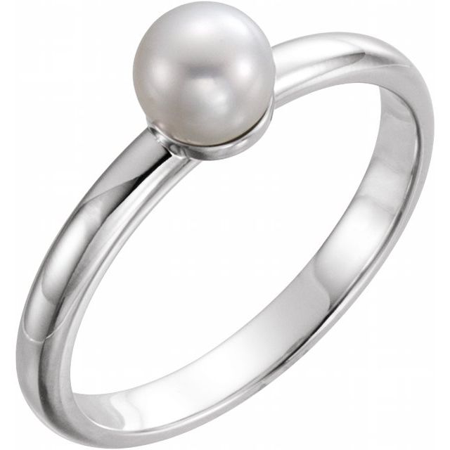 cultured freshwater pearl solitaire ring in 14k white gold