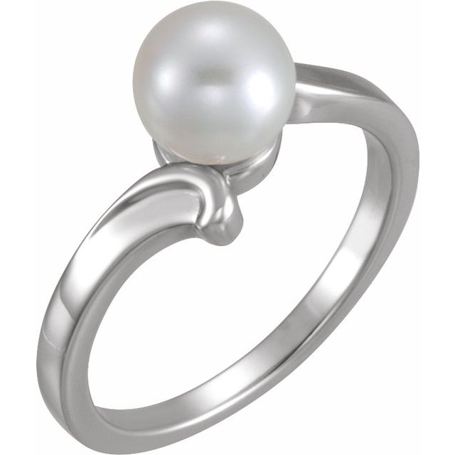 low-profile freshwater pearl ring in 14k white gold