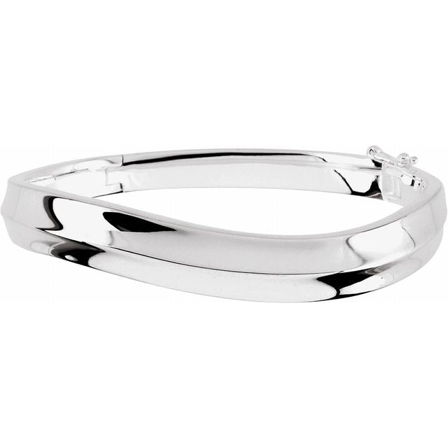 wide sterling hinged bangle bracelet in sterling silver