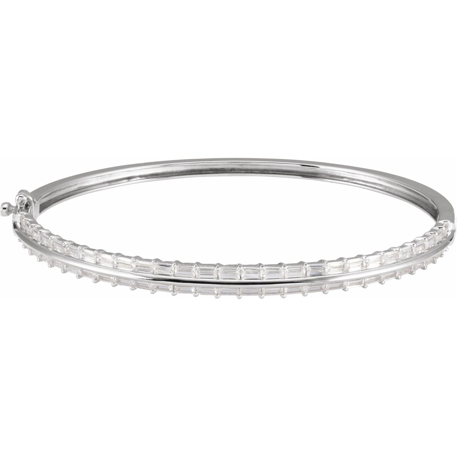 Lab-Grown Diamond Bangle Bracelet in White Gold