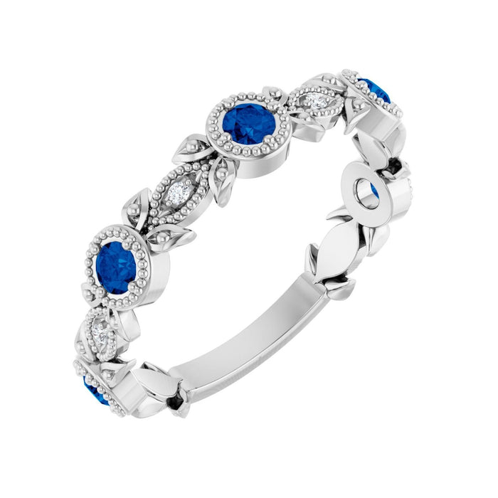 round natural blue sapphire ring in 14k White Gold