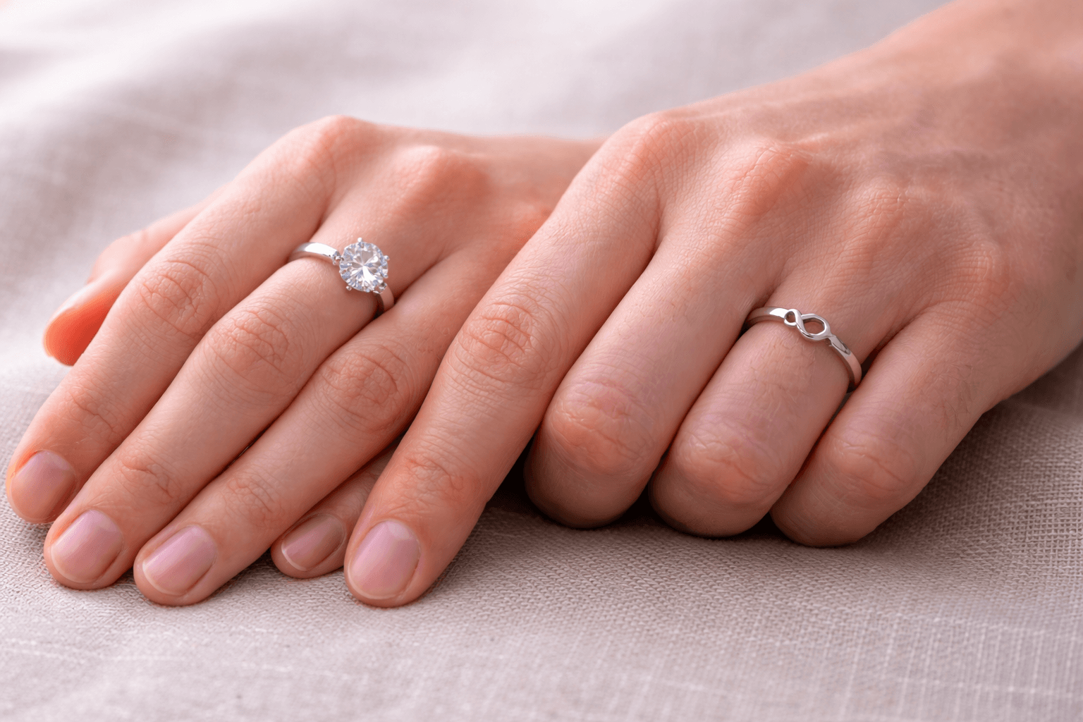 Engagement Ring Vs Promise Ring: What's the Difference?