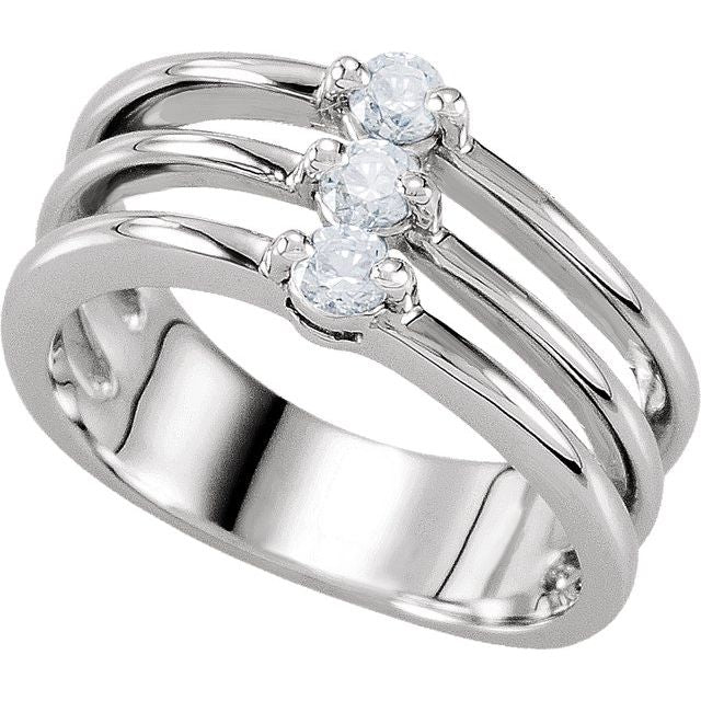 Meridian Round Aquamarine Ring