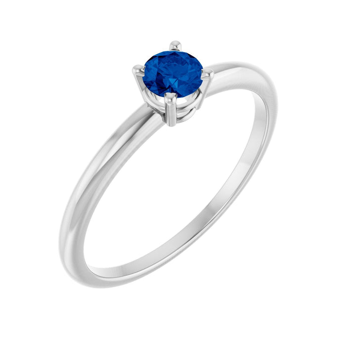 Blue Sapphire Solitaire Ring in 14K White Gold