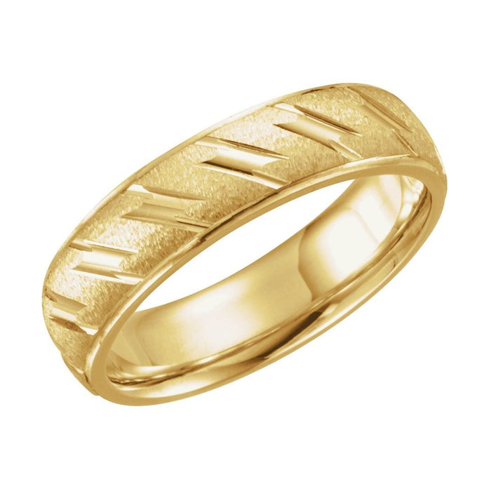 Diagonal-Groove Stepped-Edge Men's Wedding Band in yellow gold
