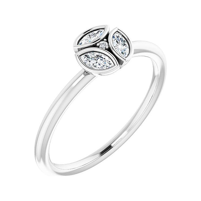 Diamond cluster ring in Platinum